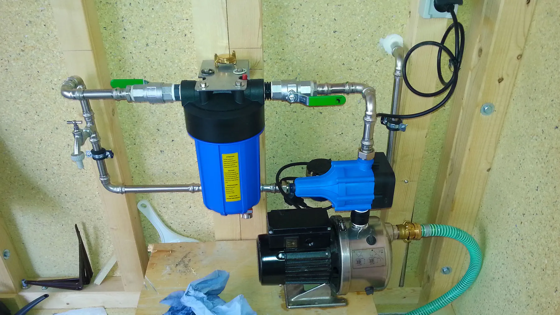 Brunnen-Service mit Hauswasserwerk und Filtertechnik